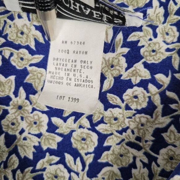 E.D. Michaels Size 5-6 Vintage Crop Blouse Buttons Long Sleeve Floral Blue - Picture 7 of 8